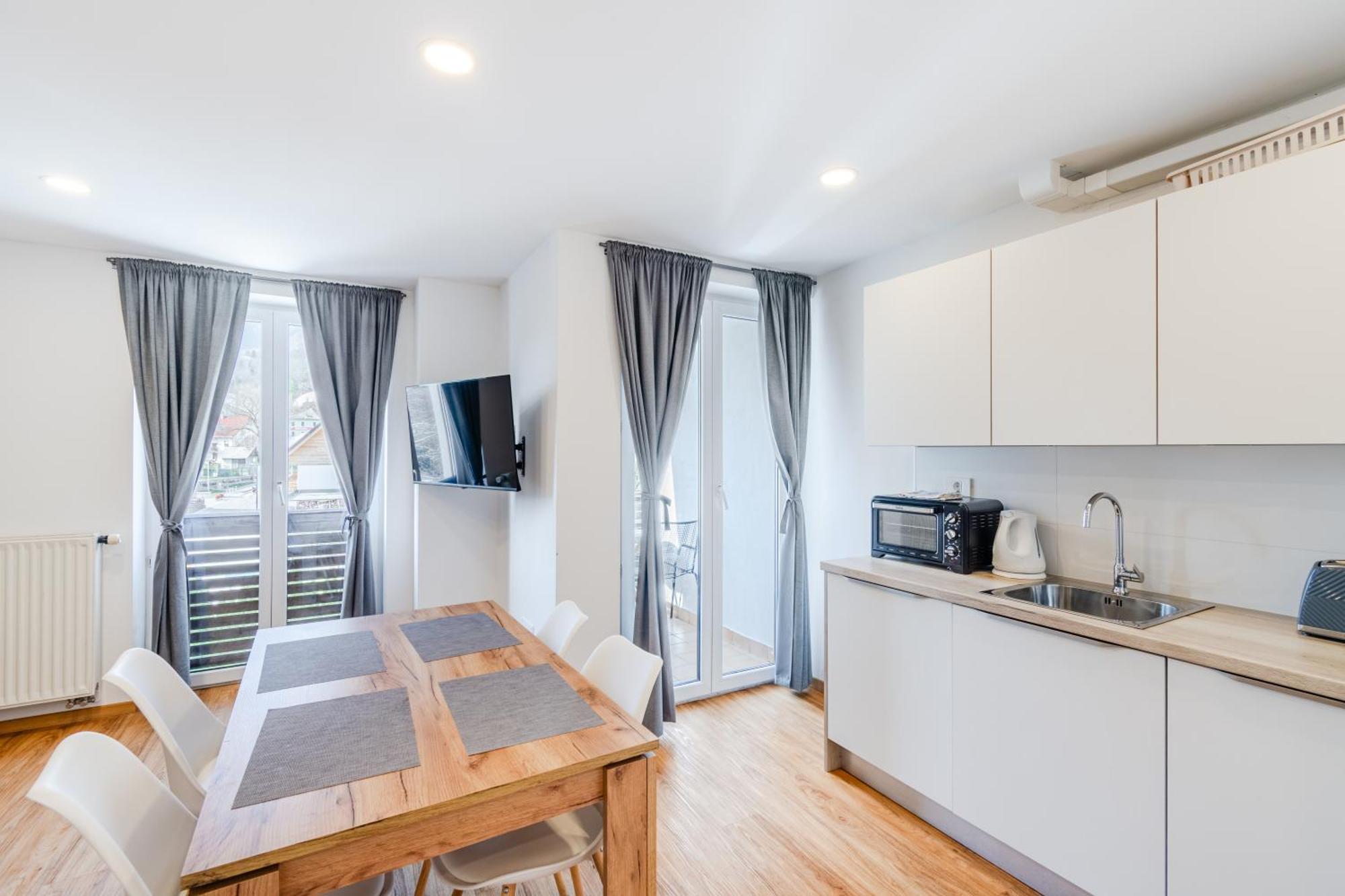 Apartments Skok With Rafting And Free Parking Bovec Rom bilde