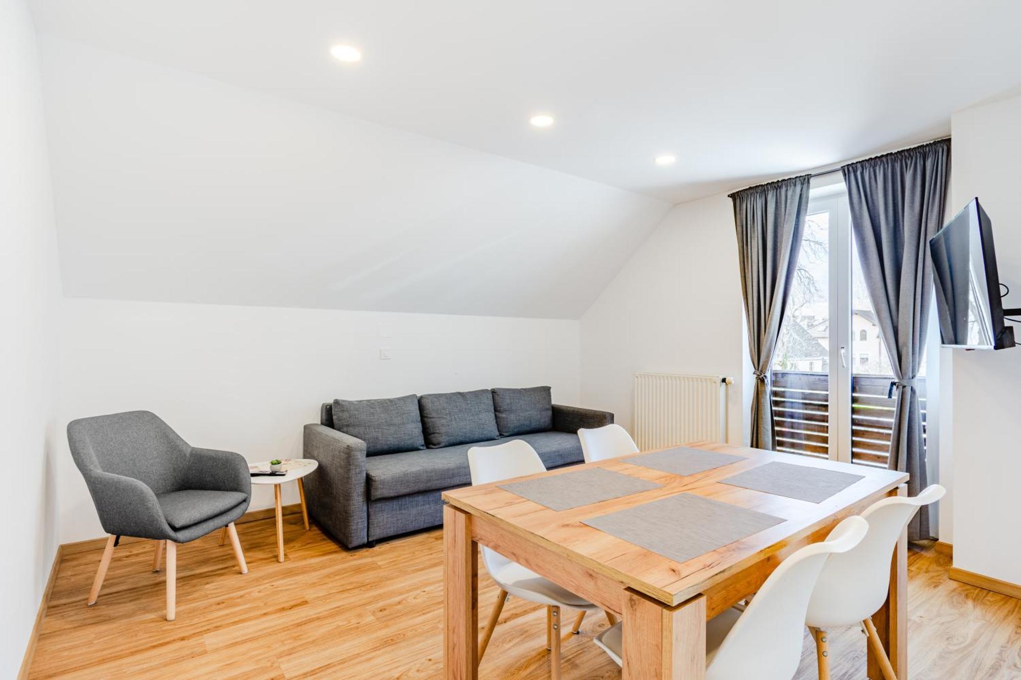 Apartments Skok With Rafting And Free Parking Bovec Rom bilde