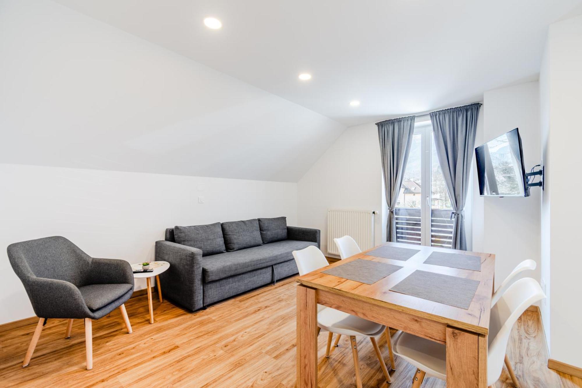Apartments Skok With Rafting And Free Parking Bovec Eksteriør bilde